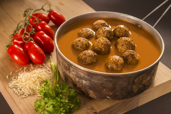 Adventure Menu | Meatballs with basmati and tomato sauce | MRE | 400g